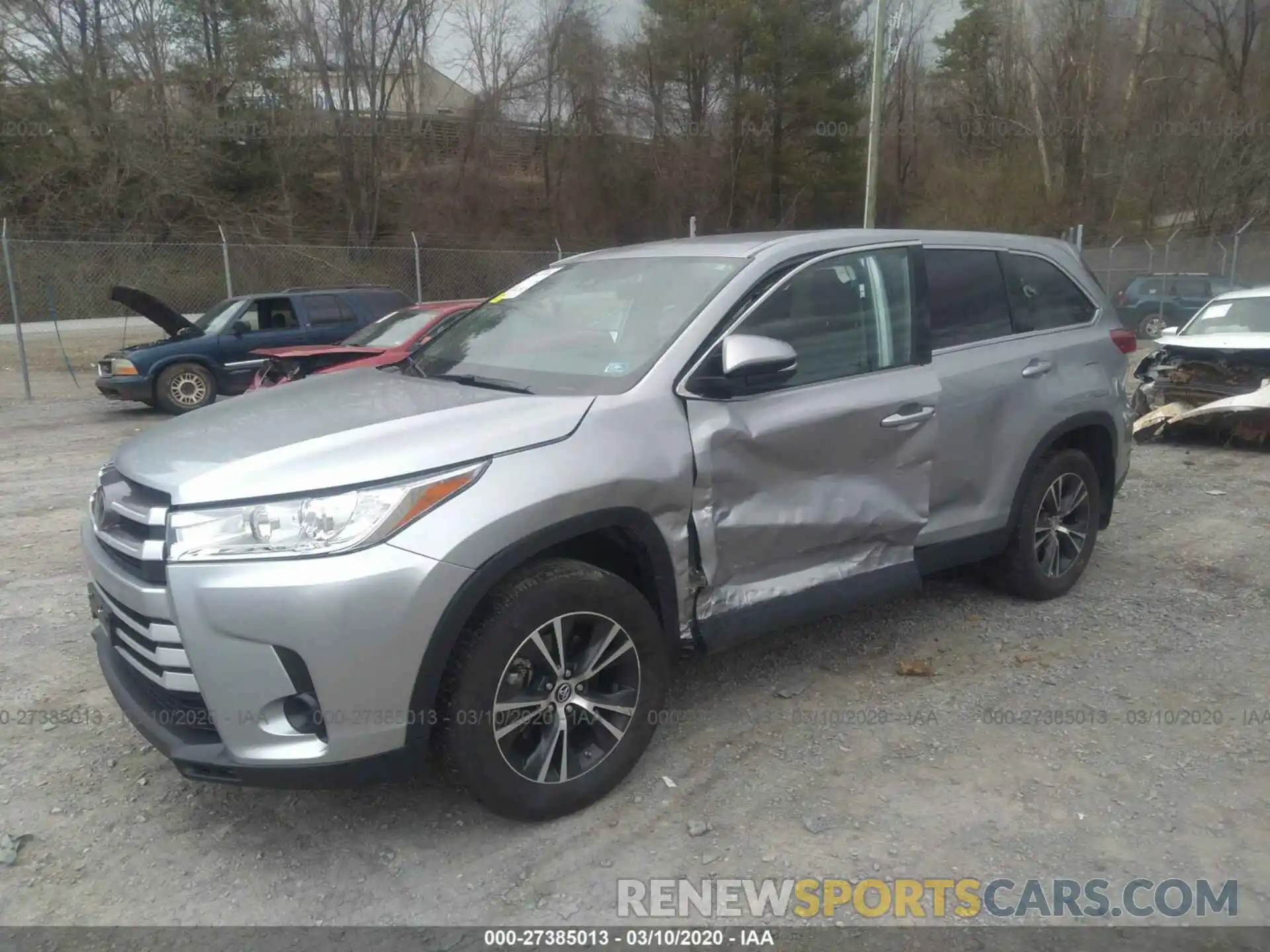 6 Photograph of a damaged car 5TDBZRFH3KS921516 TOYOTA HIGHLANDER 2019