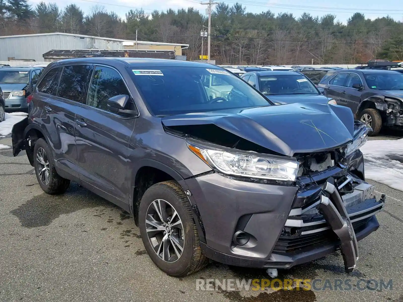 1 Photograph of a damaged car 5TDBZRFH3KS921614 TOYOTA HIGHLANDER 2019