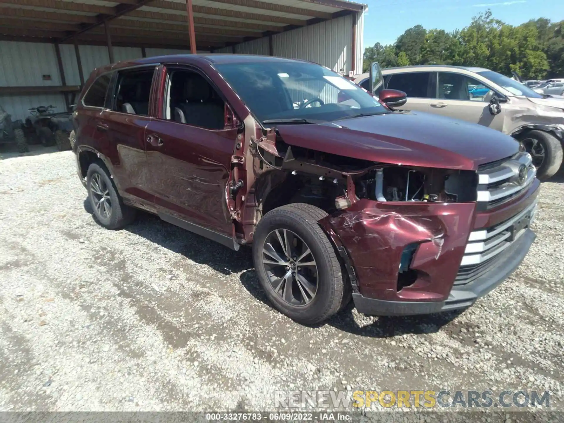 1 Photograph of a damaged car 5TDBZRFH3KS942608 TOYOTA HIGHLANDER 2019