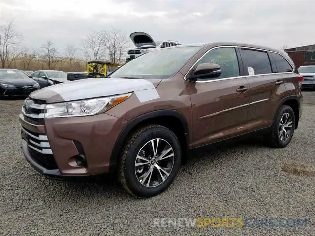 2 Photograph of a damaged car 5TDBZRFH3KS951308 TOYOTA HIGHLANDER 2019