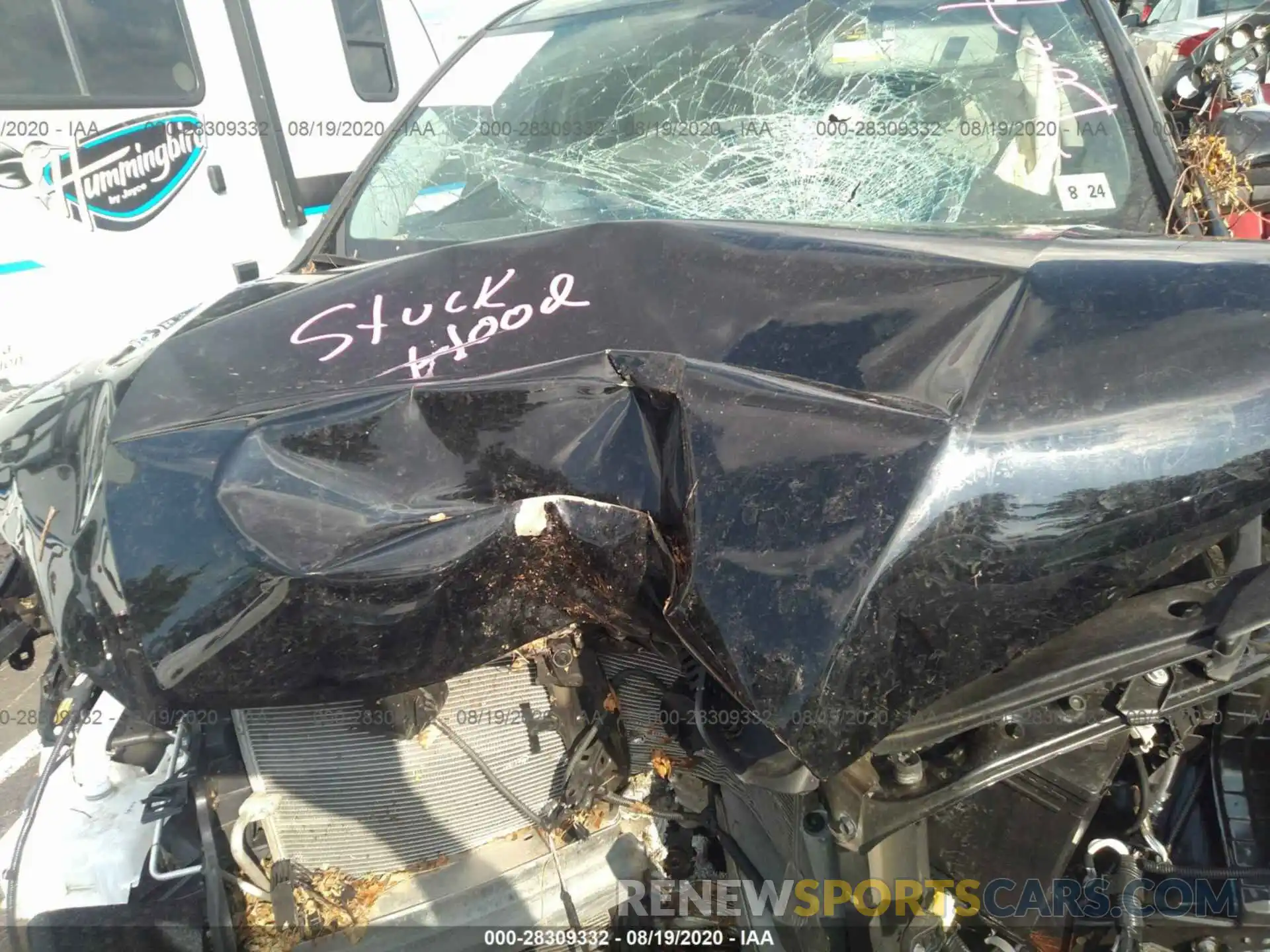 10 Photograph of a damaged car 5TDBZRFH3KS957870 TOYOTA HIGHLANDER 2019