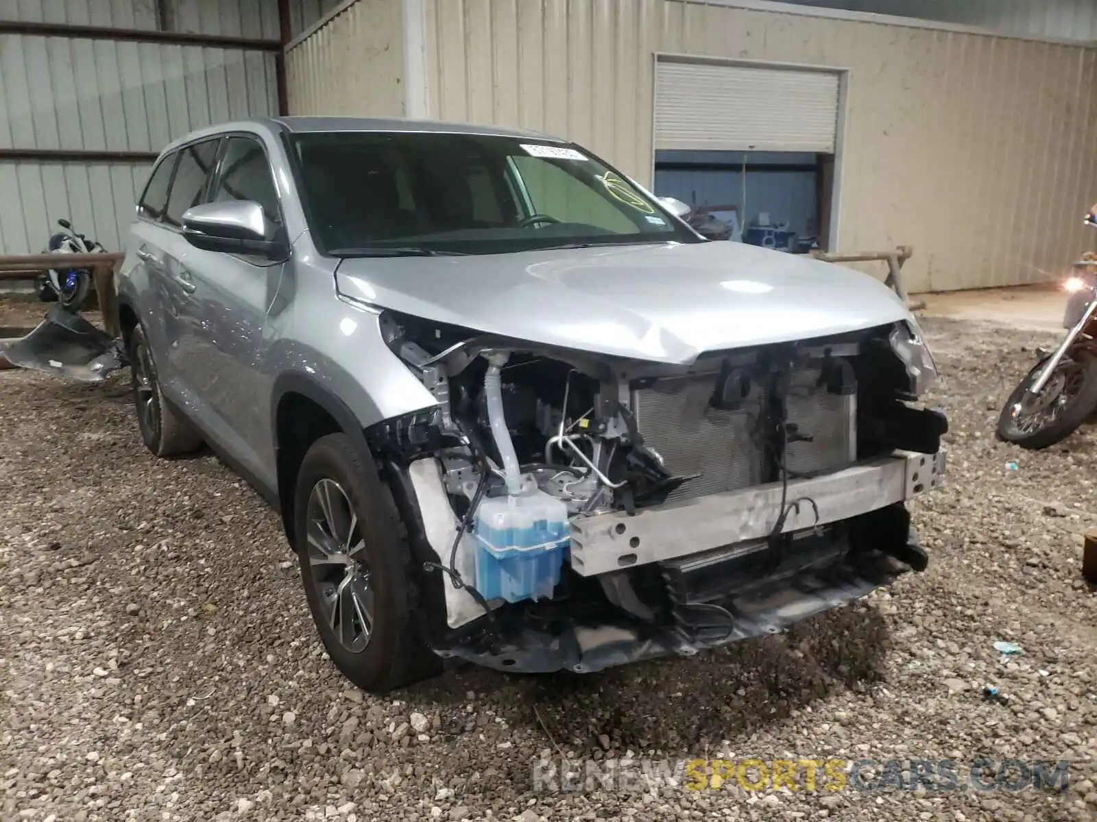 1 Photograph of a damaged car 5TDBZRFH3KS962471 TOYOTA HIGHLANDER 2019