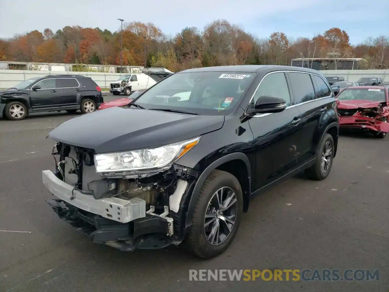 2 Photograph of a damaged car 5TDBZRFH3KS969484 TOYOTA HIGHLANDER 2019