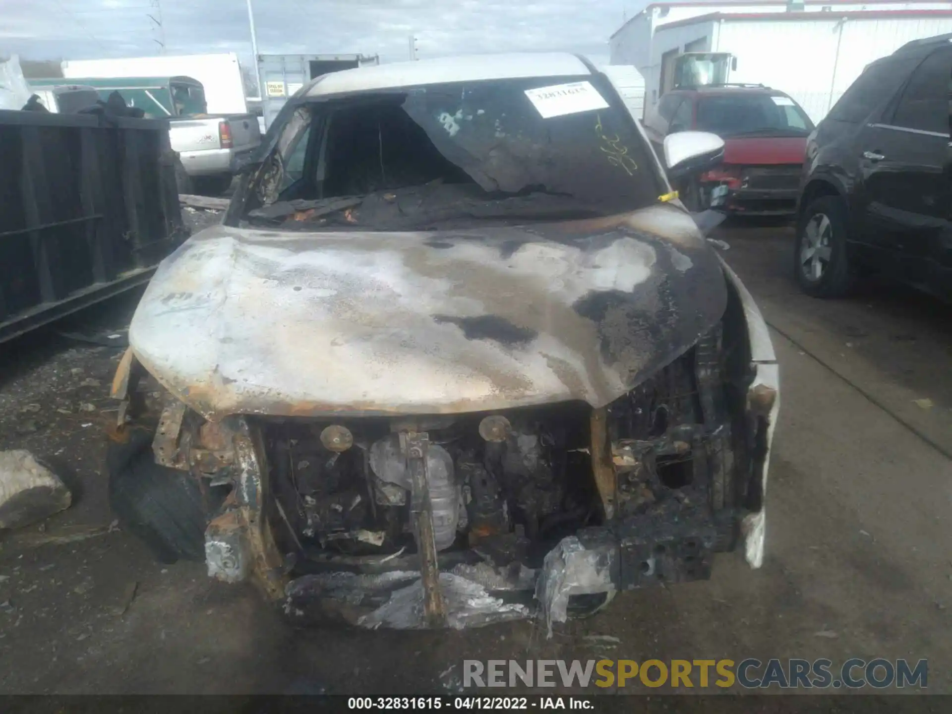 6 Photograph of a damaged car 5TDBZRFH3KS993803 TOYOTA HIGHLANDER 2019