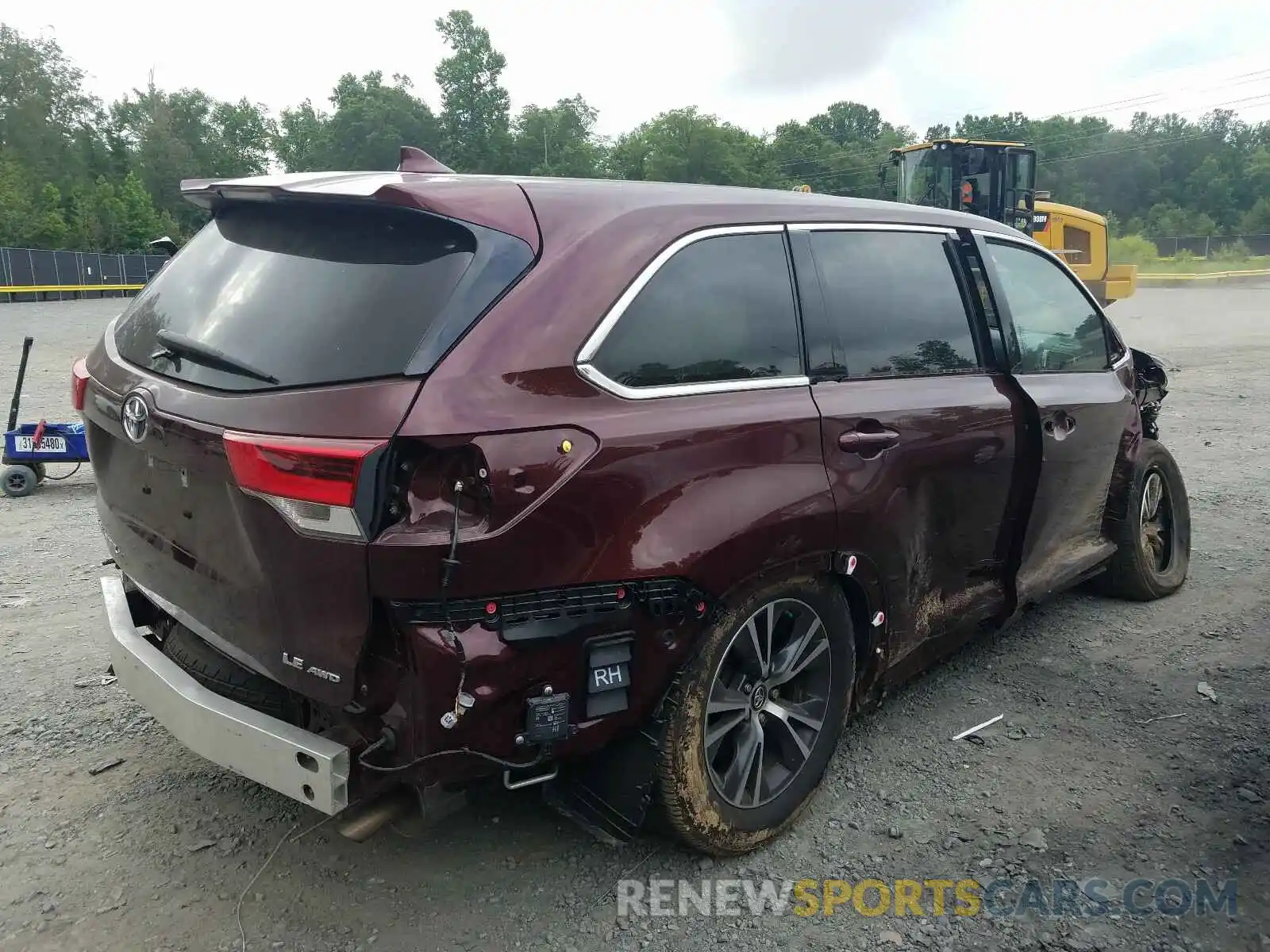 4 Фотография поврежденного автомобиля 5TDBZRFH4KS722202 TOYOTA HIGHLANDER 2019