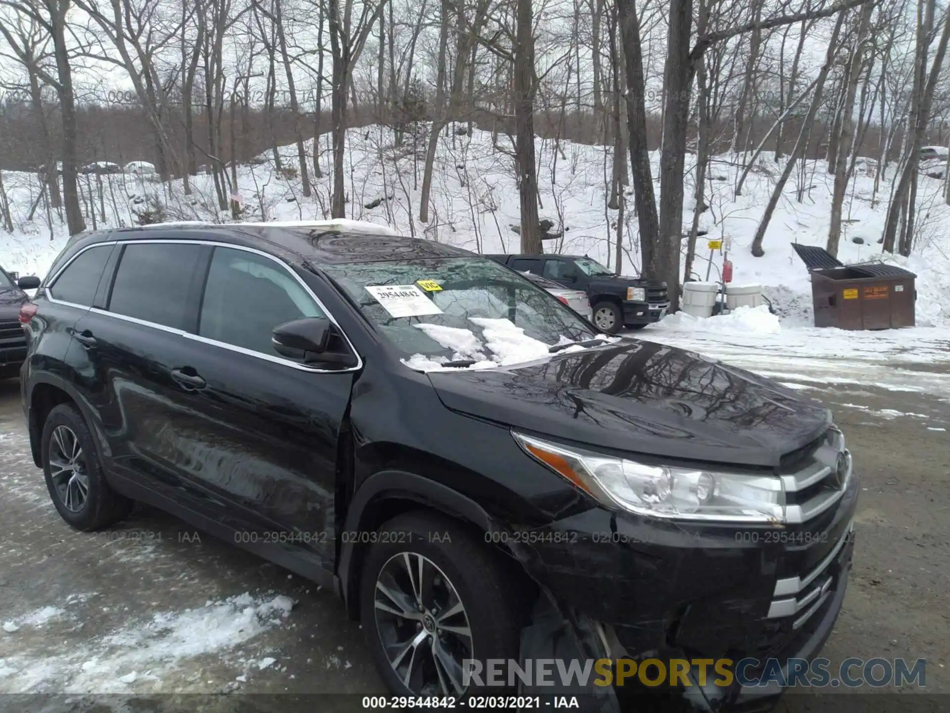 6 Photograph of a damaged car 5TDBZRFH4KS744829 TOYOTA HIGHLANDER 2019