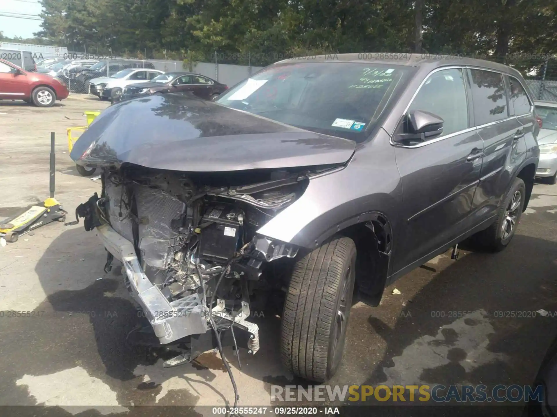 2 Photograph of a damaged car 5TDBZRFH4KS915594 TOYOTA HIGHLANDER 2019