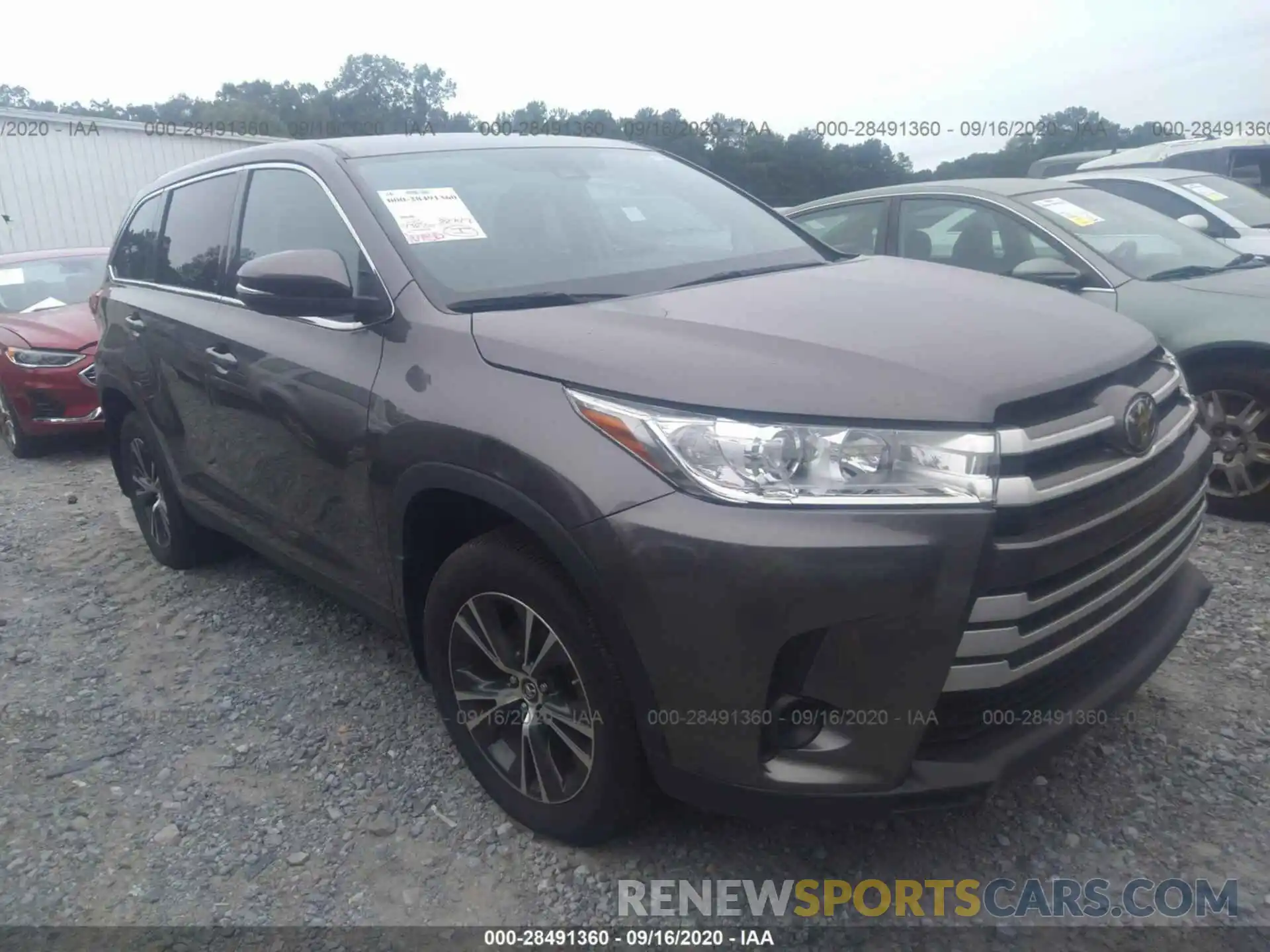 1 Photograph of a damaged car 5TDBZRFH4KS948935 TOYOTA HIGHLANDER 2019