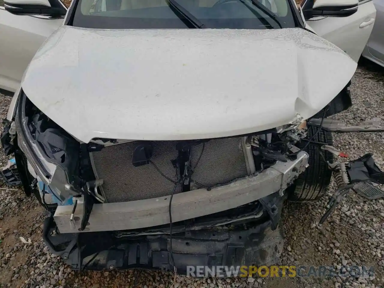 7 Photograph of a damaged car 5TDBZRFH4KS950412 TOYOTA HIGHLANDER 2019