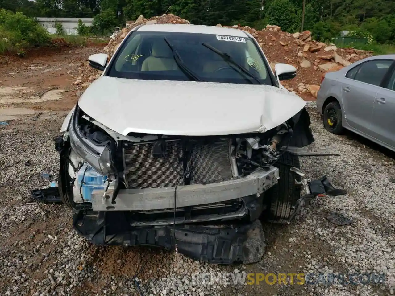 9 Photograph of a damaged car 5TDBZRFH4KS950412 TOYOTA HIGHLANDER 2019