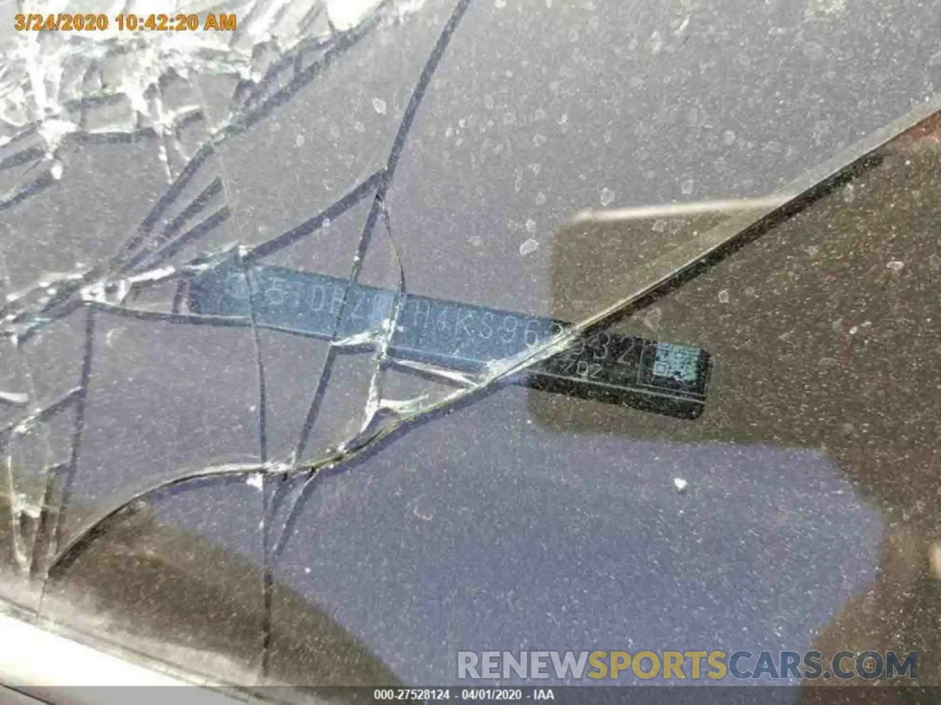 1 Photograph of a damaged car 5TDBZRFH4KS963032 TOYOTA HIGHLANDER 2019