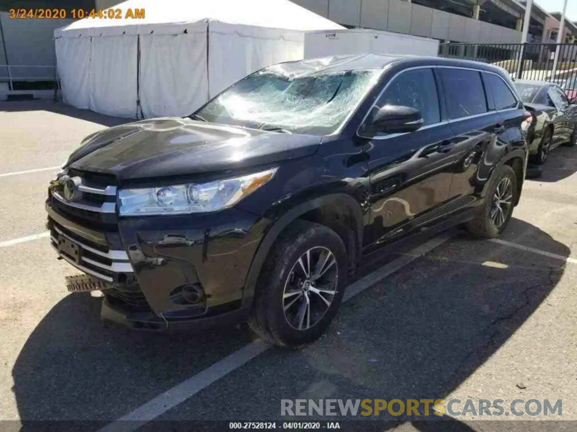 3 Photograph of a damaged car 5TDBZRFH4KS963032 TOYOTA HIGHLANDER 2019