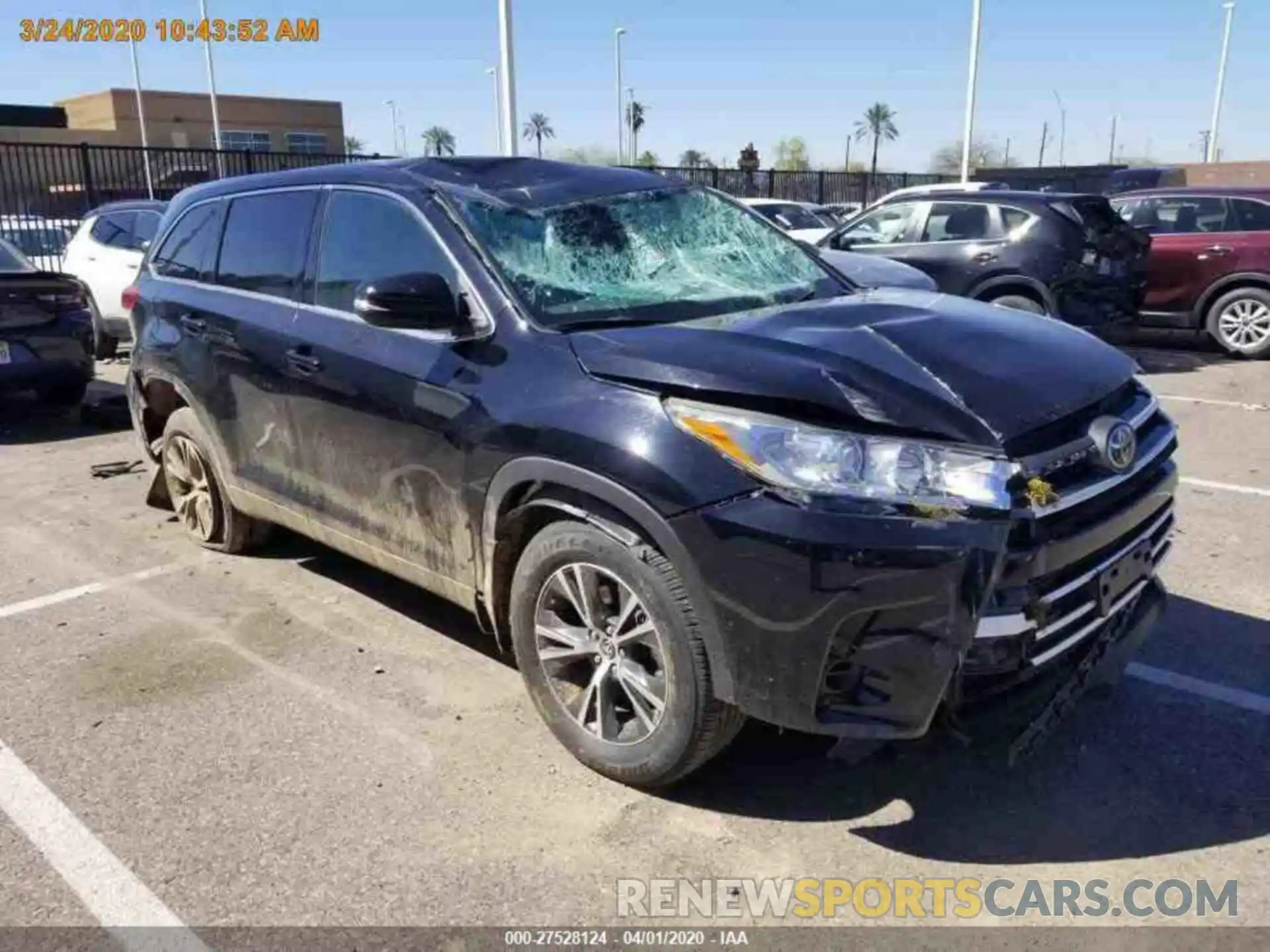 5 Photograph of a damaged car 5TDBZRFH4KS963032 TOYOTA HIGHLANDER 2019