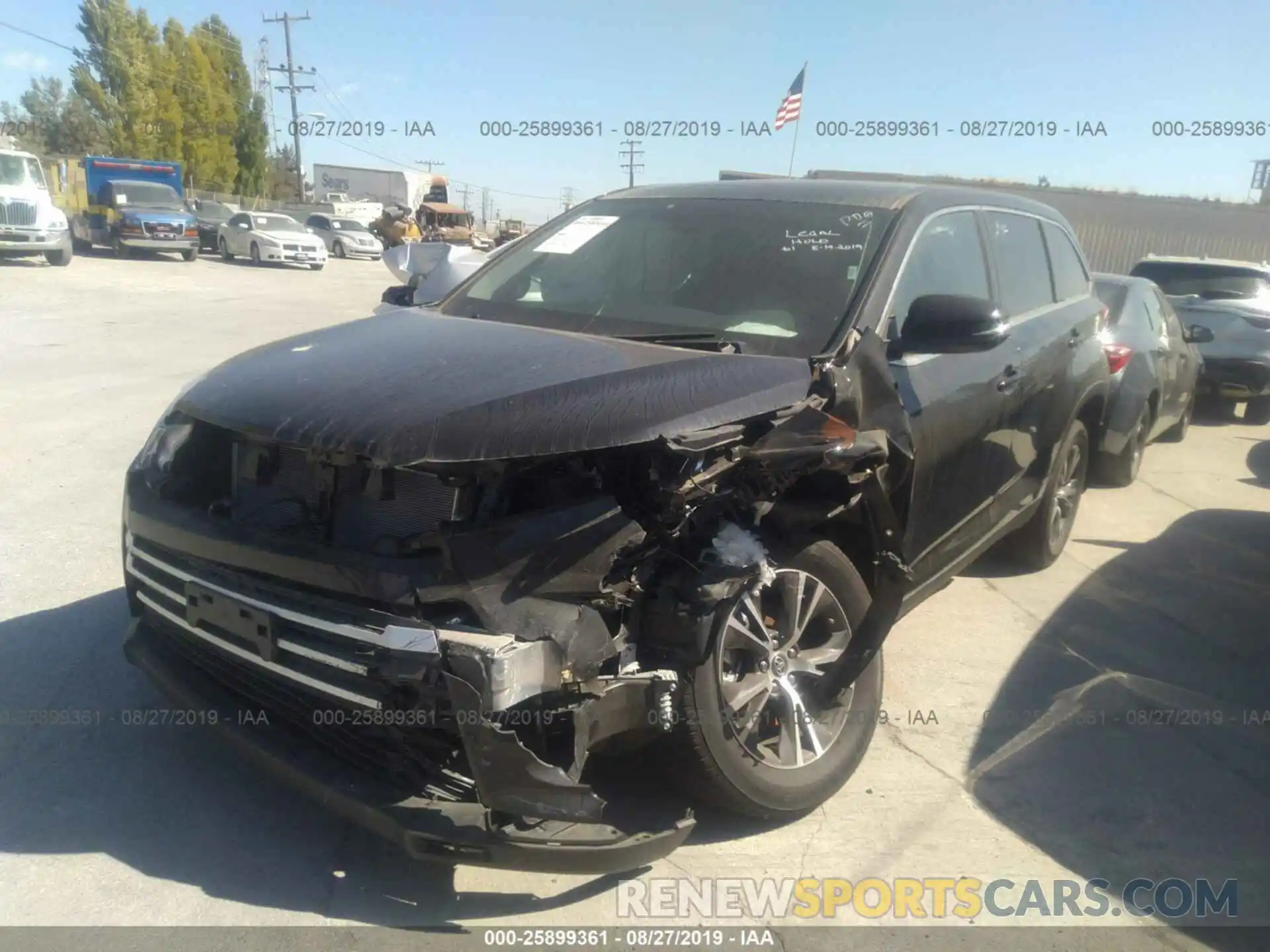 2 Photograph of a damaged car 5TDBZRFH4KS980543 TOYOTA HIGHLANDER 2019