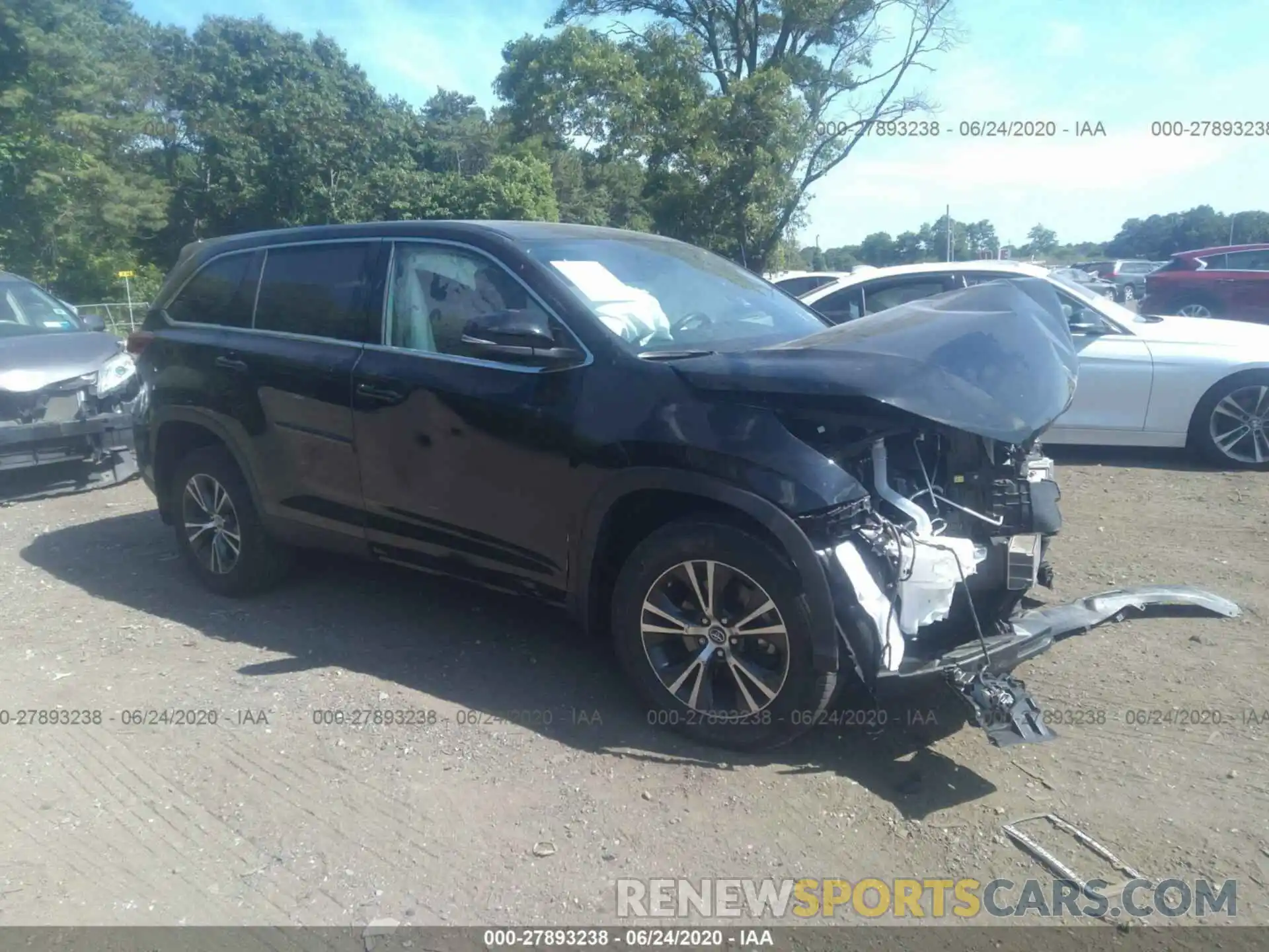 1 Photograph of a damaged car 5TDBZRFH4KS982356 TOYOTA HIGHLANDER 2019