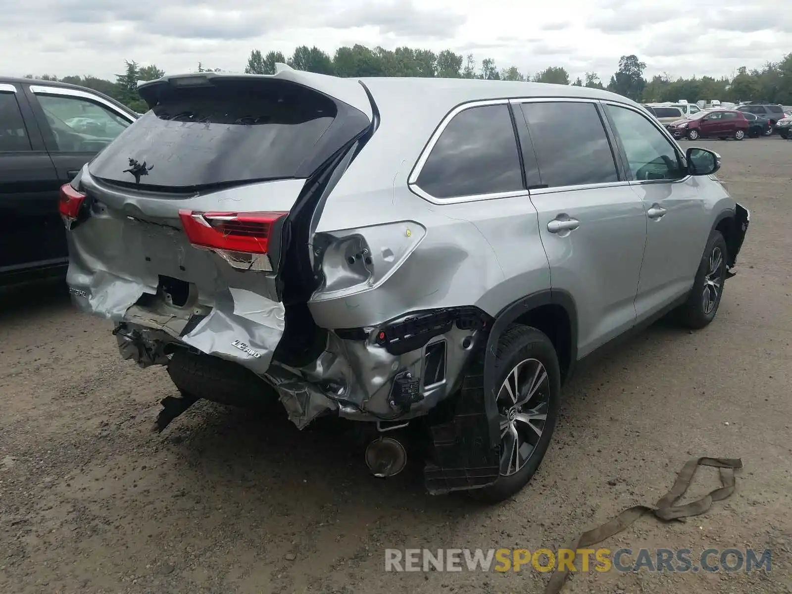 4 Фотография поврежденного автомобиля 5TDBZRFH5KS710429 TOYOTA HIGHLANDER 2019