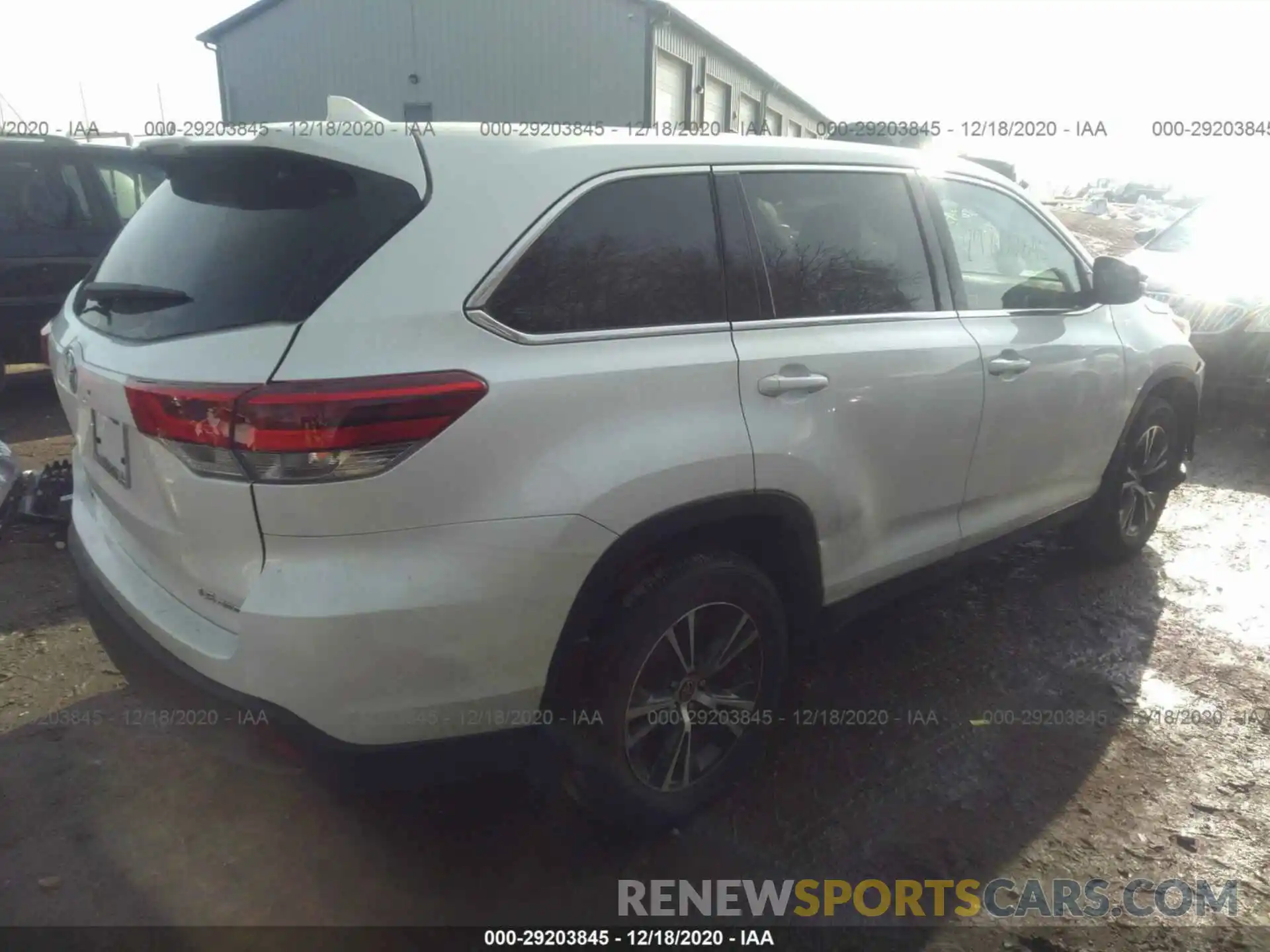 4 Фотография поврежденного автомобиля 5TDBZRFH5KS744354 TOYOTA HIGHLANDER 2019