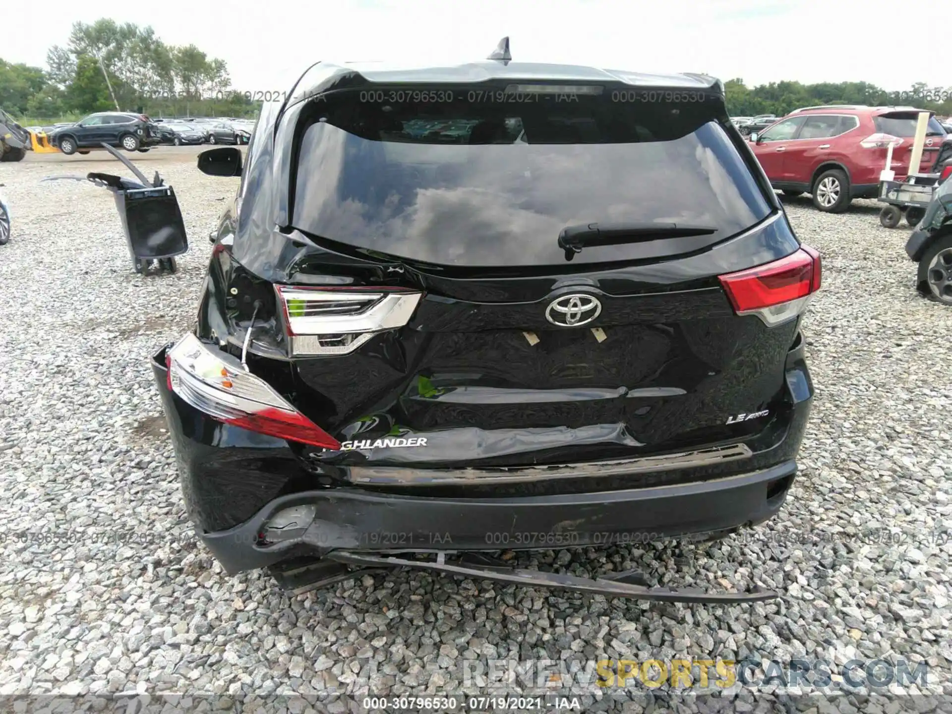 6 Photograph of a damaged car 5TDBZRFH5KS952637 TOYOTA HIGHLANDER 2019