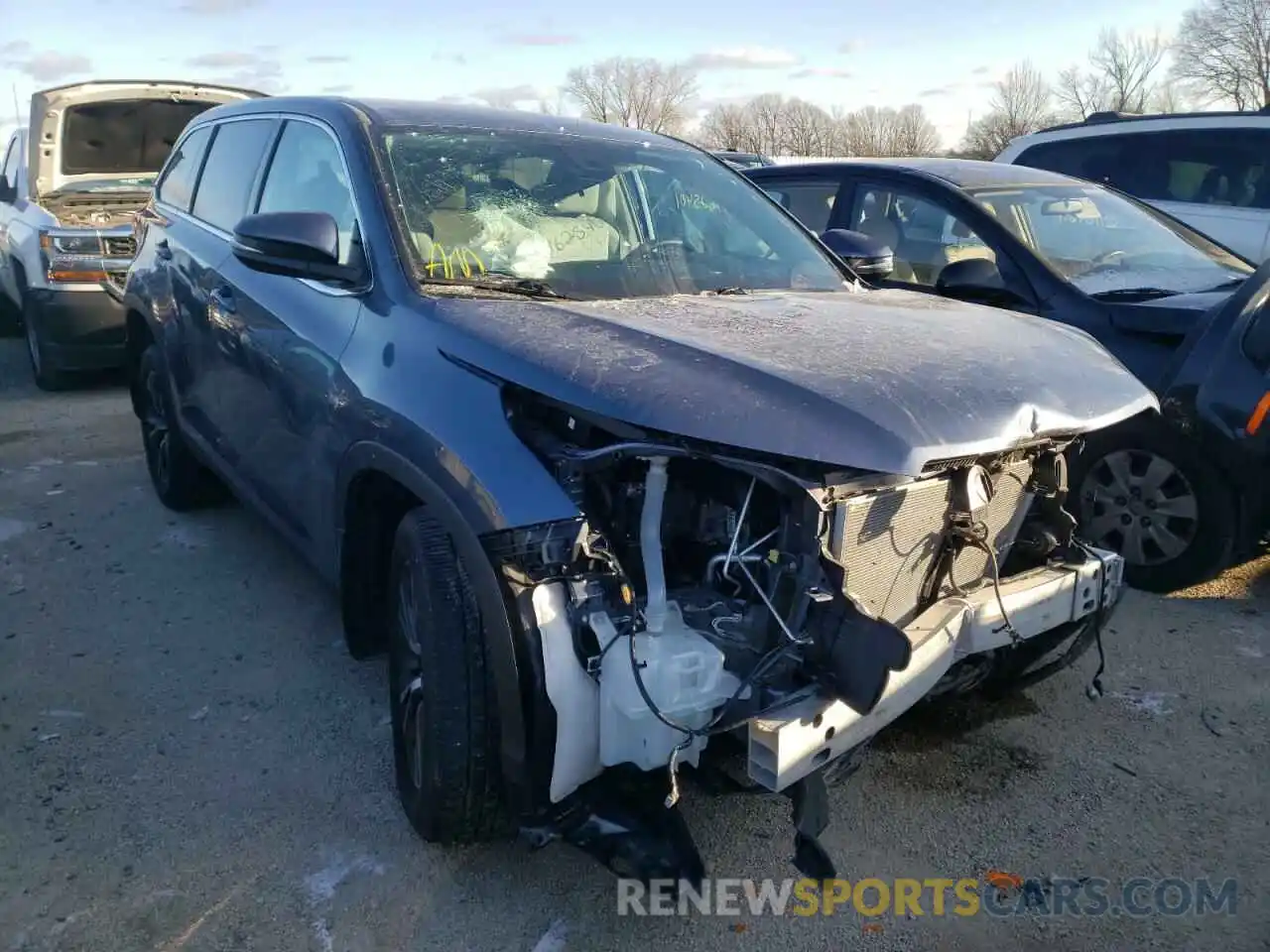 1 Photograph of a damaged car 5TDBZRFH6KS725876 TOYOTA HIGHLANDER 2019