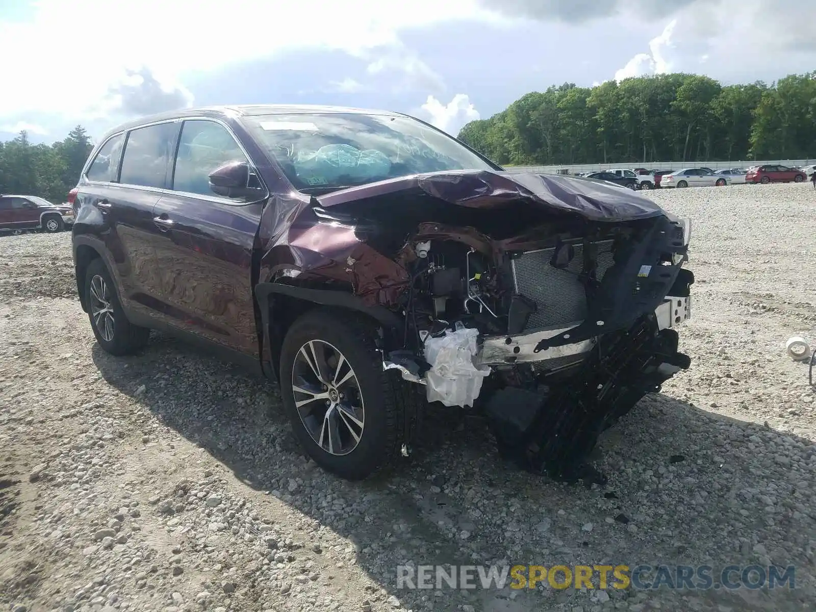 1 Photograph of a damaged car 5TDBZRFH6KS727174 TOYOTA HIGHLANDER 2019