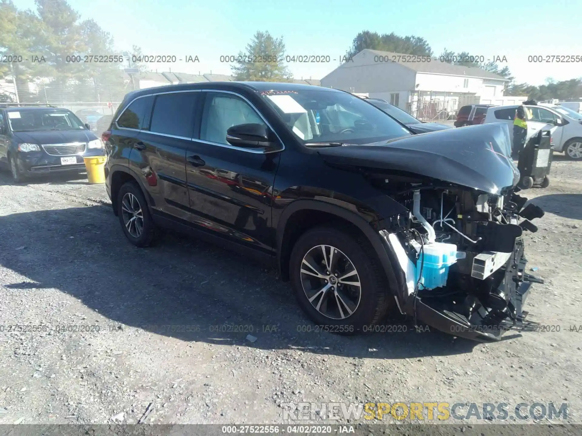 1 Photograph of a damaged car 5TDBZRFH6KS728082 TOYOTA HIGHLANDER 2019