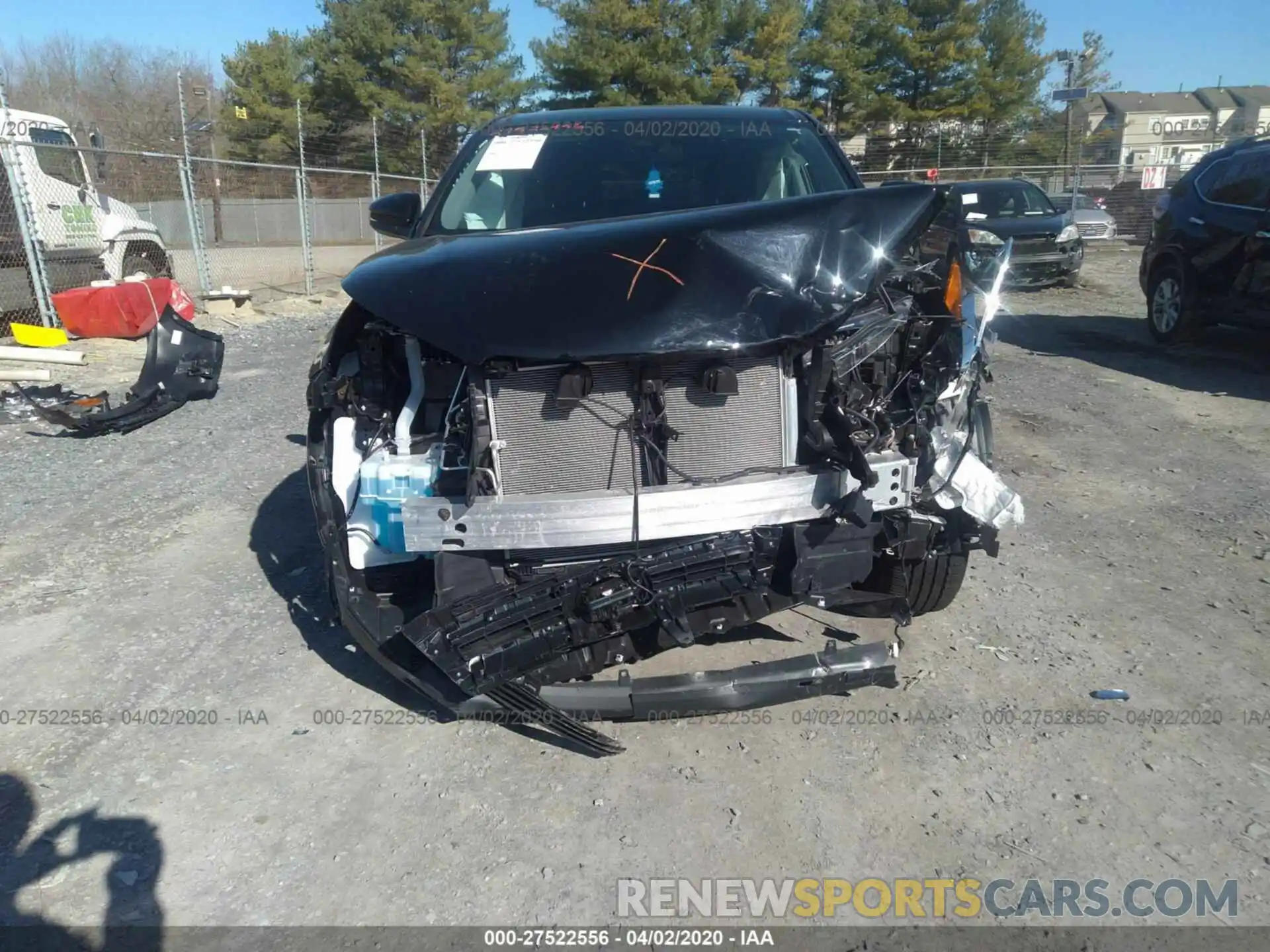 6 Photograph of a damaged car 5TDBZRFH6KS728082 TOYOTA HIGHLANDER 2019