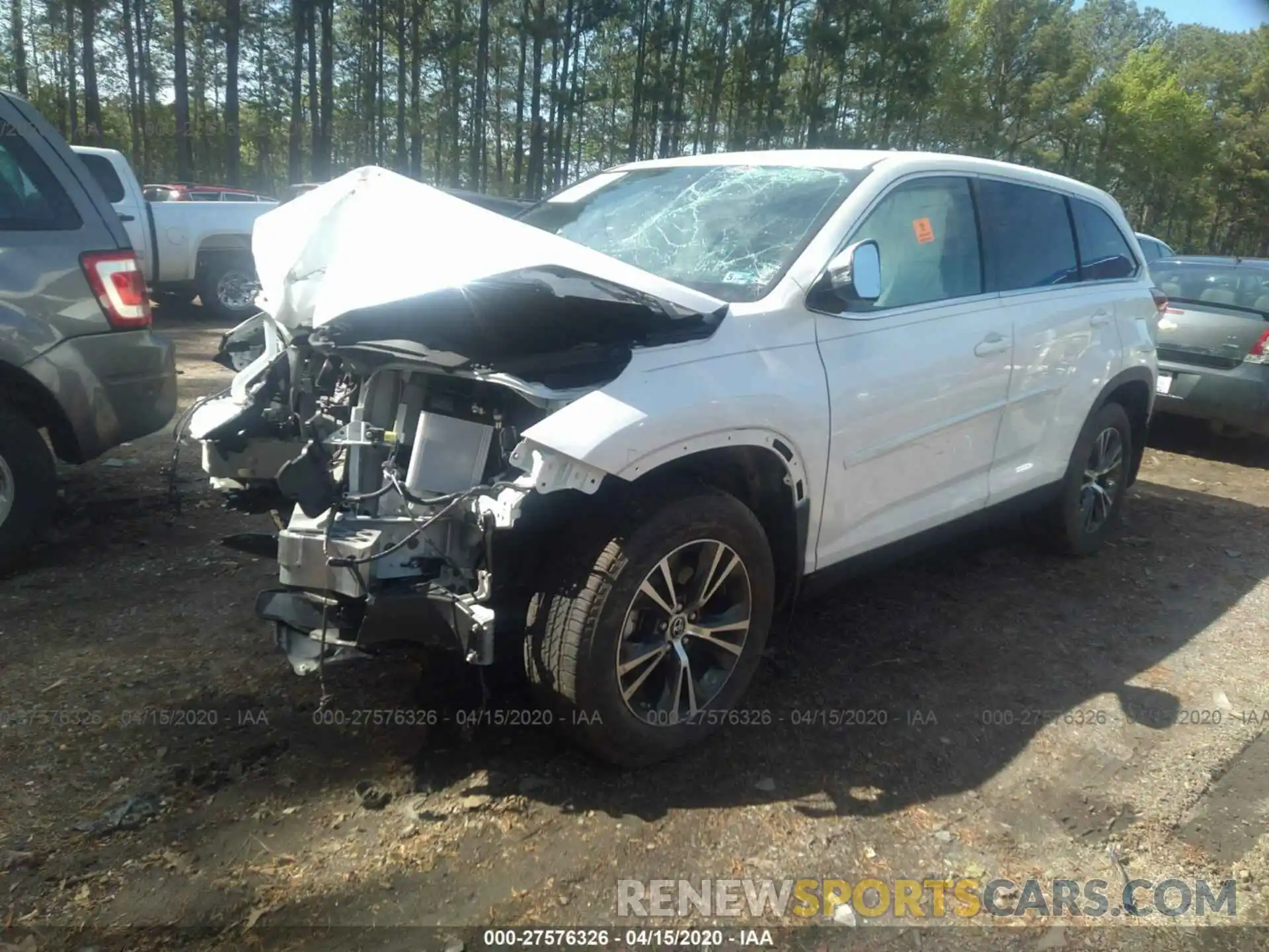 2 Photograph of a damaged car 5TDBZRFH6KS950539 TOYOTA HIGHLANDER 2019