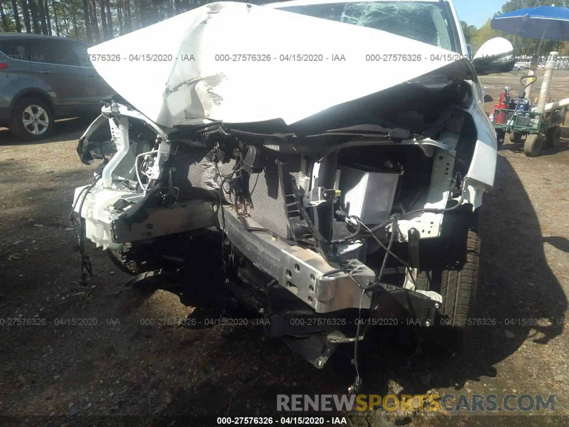 6 Photograph of a damaged car 5TDBZRFH6KS950539 TOYOTA HIGHLANDER 2019