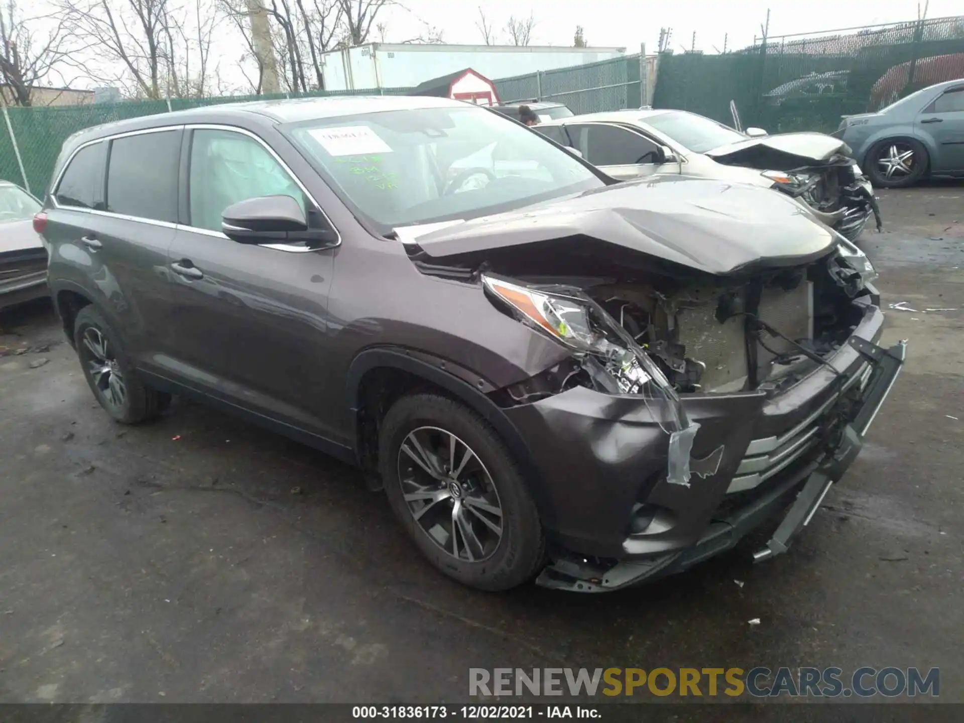 1 Photograph of a damaged car 5TDBZRFH6KS961346 TOYOTA HIGHLANDER 2019