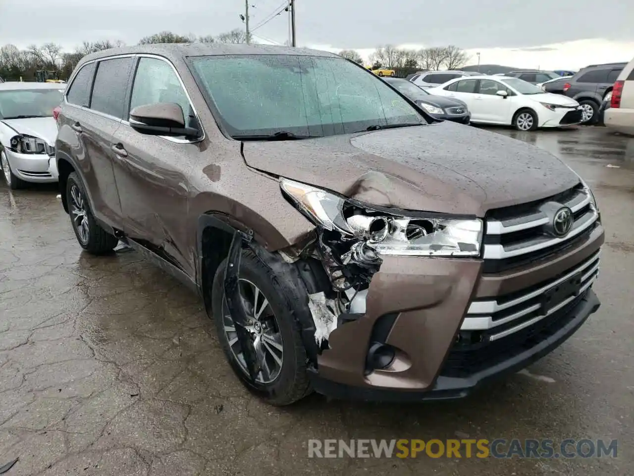 1 Photograph of a damaged car 5TDBZRFH6KS961993 TOYOTA HIGHLANDER 2019