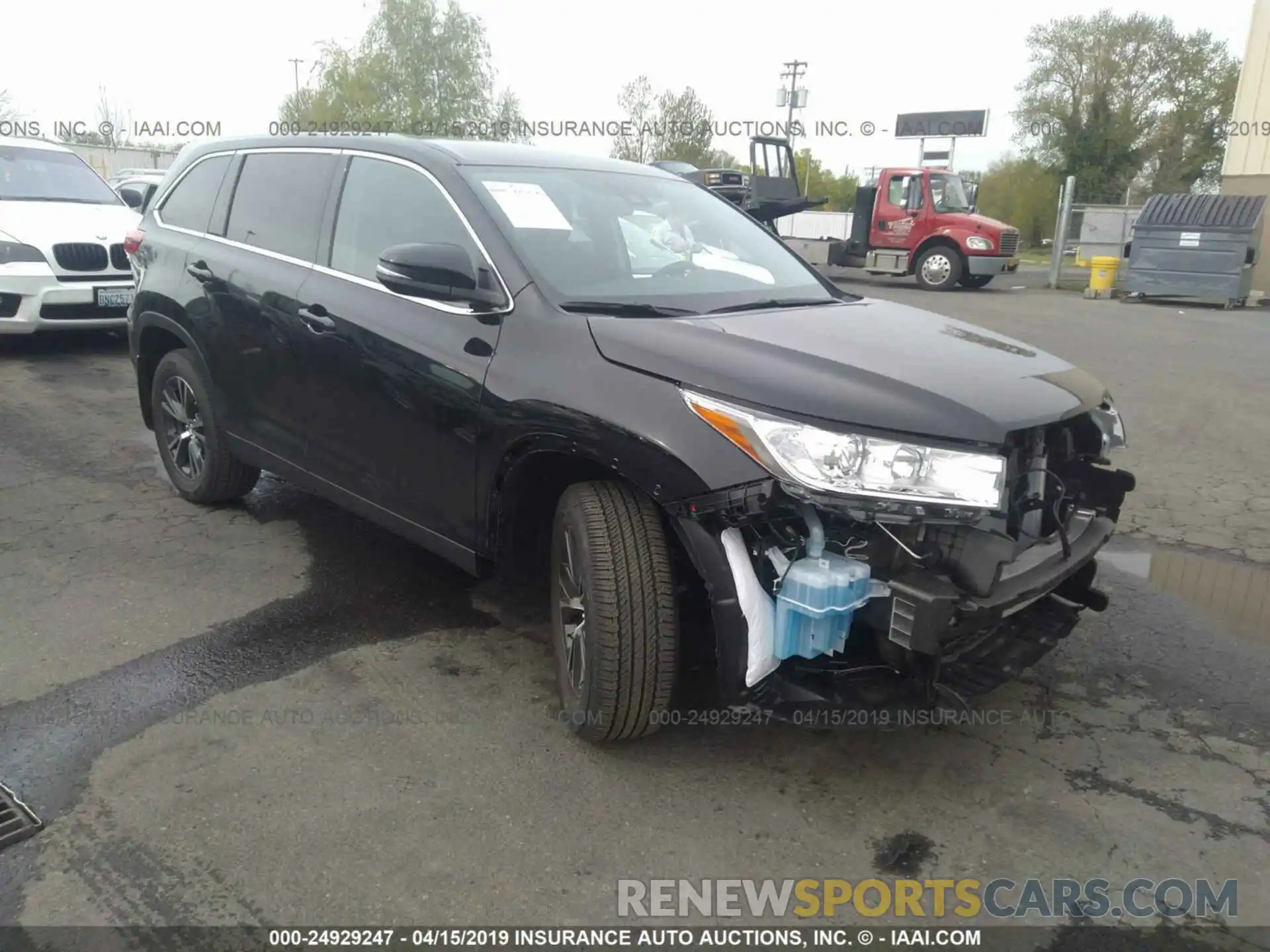 1 Photograph of a damaged car 5TDBZRFH6KS965767 TOYOTA HIGHLANDER 2019