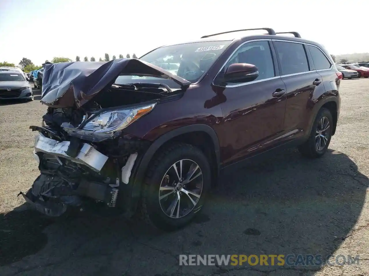 2 Photograph of a damaged car 5TDBZRFH6KS976784 TOYOTA HIGHLANDER 2019