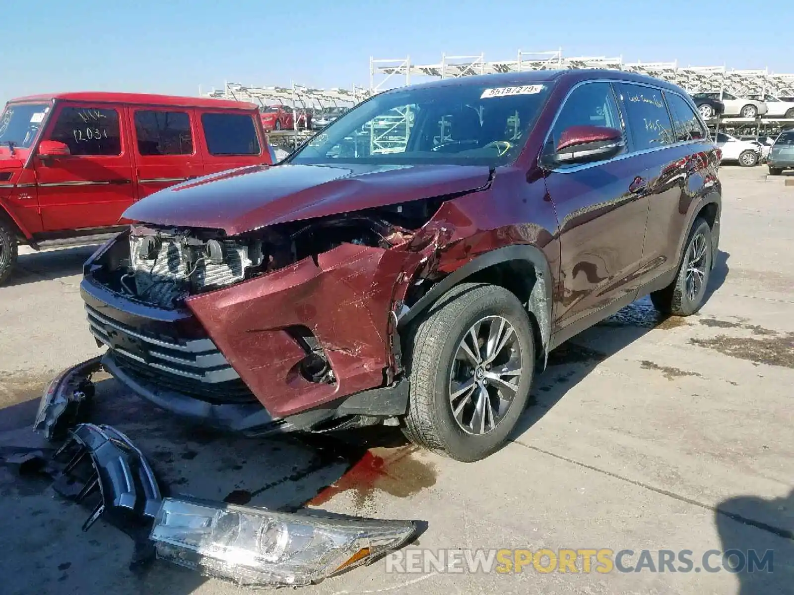 2 Photograph of a damaged car 5TDBZRFH6KS998414 TOYOTA HIGHLANDER 2019