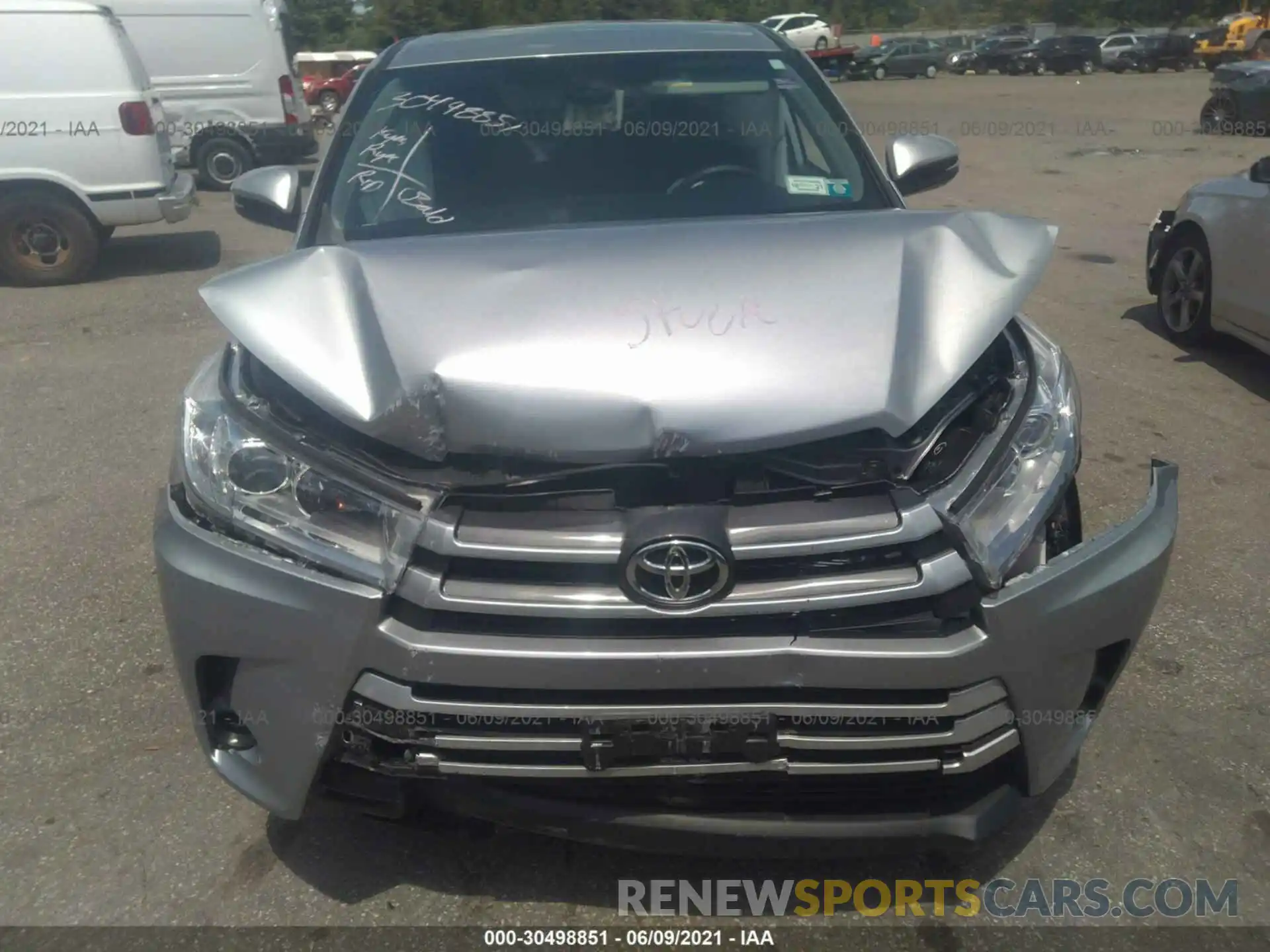 10 Фотография поврежденного автомобиля 5TDBZRFH7KS721481 TOYOTA HIGHLANDER 2019