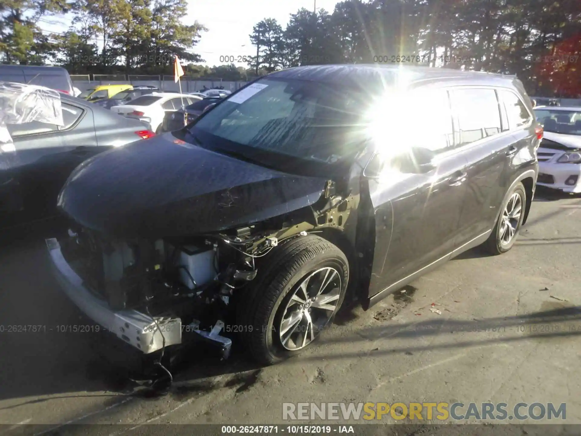 2 Photograph of a damaged car 5TDBZRFH7KS926024 TOYOTA HIGHLANDER 2019