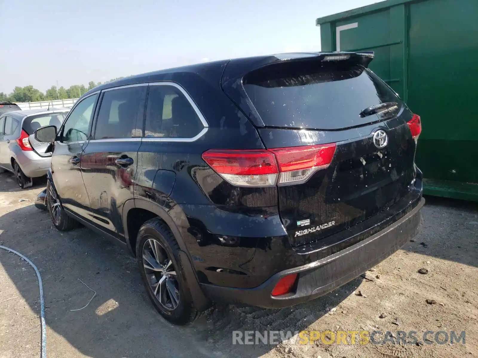 3 Photograph of a damaged car 5TDBZRFH7KS962750 TOYOTA HIGHLANDER 2019