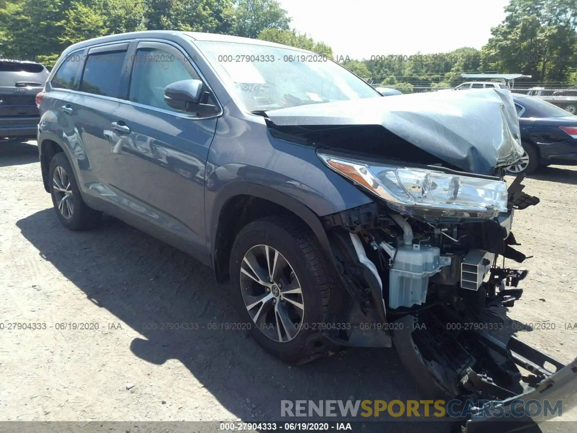 1 Photograph of a damaged car 5TDBZRFH7KS989348 TOYOTA HIGHLANDER 2019