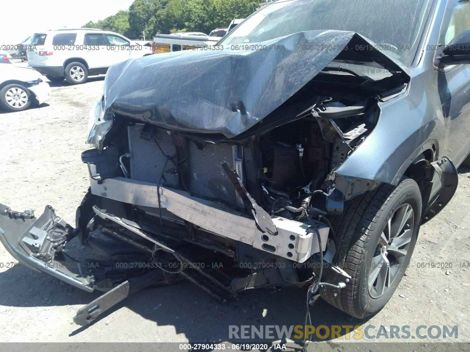 6 Photograph of a damaged car 5TDBZRFH7KS989348 TOYOTA HIGHLANDER 2019