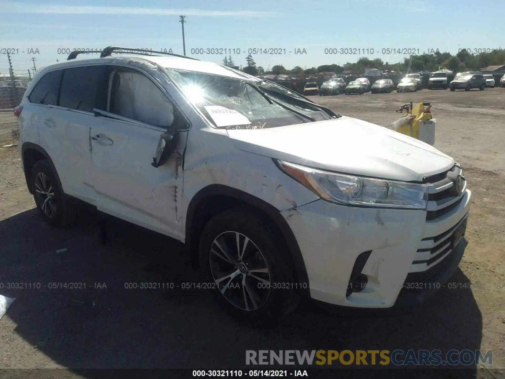 1 Photograph of a damaged car 5TDBZRFH8KS722803 TOYOTA HIGHLANDER 2019