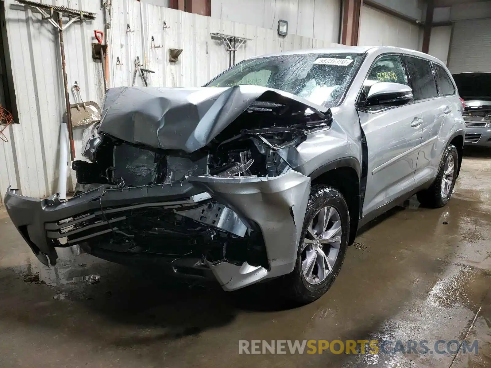 2 Photograph of a damaged car 5TDBZRFH8KS920247 TOYOTA HIGHLANDER 2019