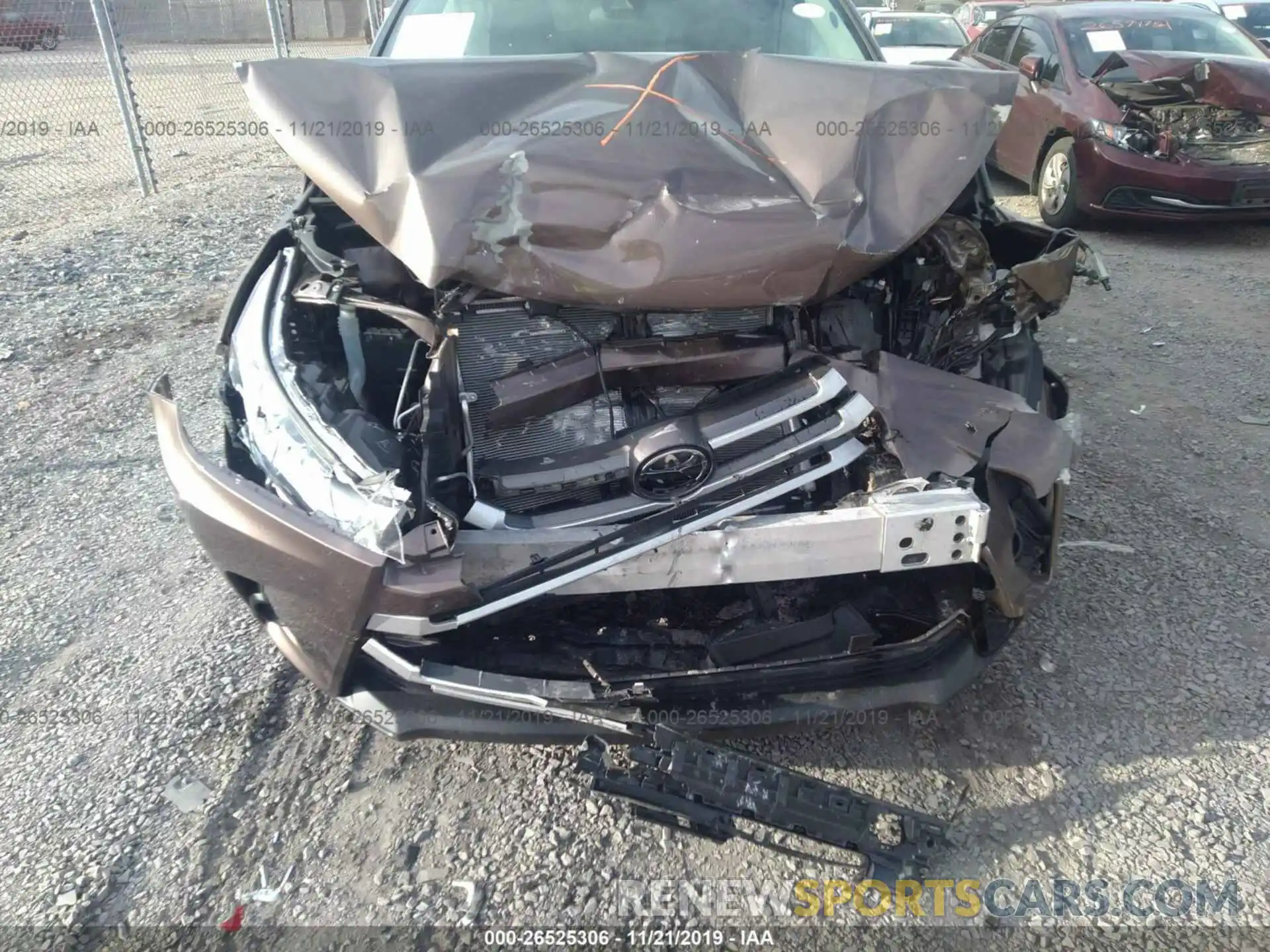 6 Photograph of a damaged car 5TDBZRFH8KS924623 TOYOTA HIGHLANDER 2019