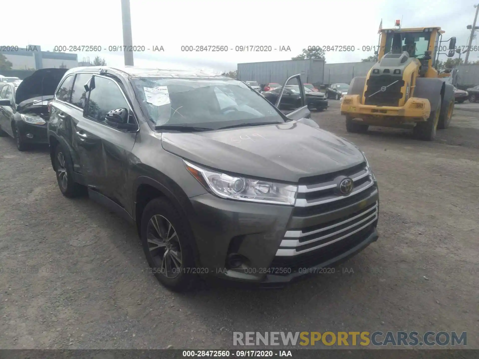 1 Photograph of a damaged car 5TDBZRFH8KS932916 TOYOTA HIGHLANDER 2019