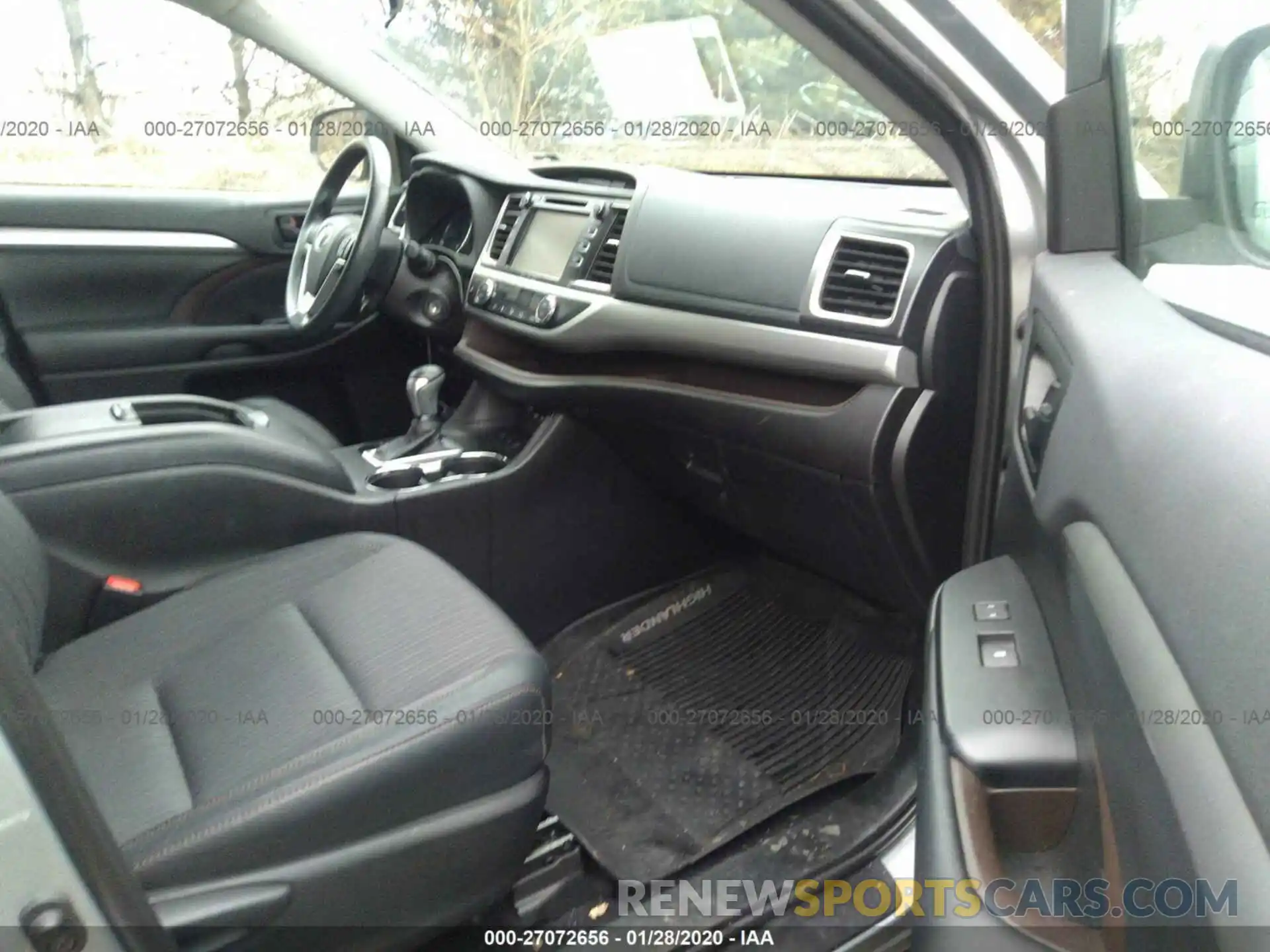 5 Фотография поврежденного автомобиля 5TDBZRFH8KS933497 TOYOTA HIGHLANDER 2019