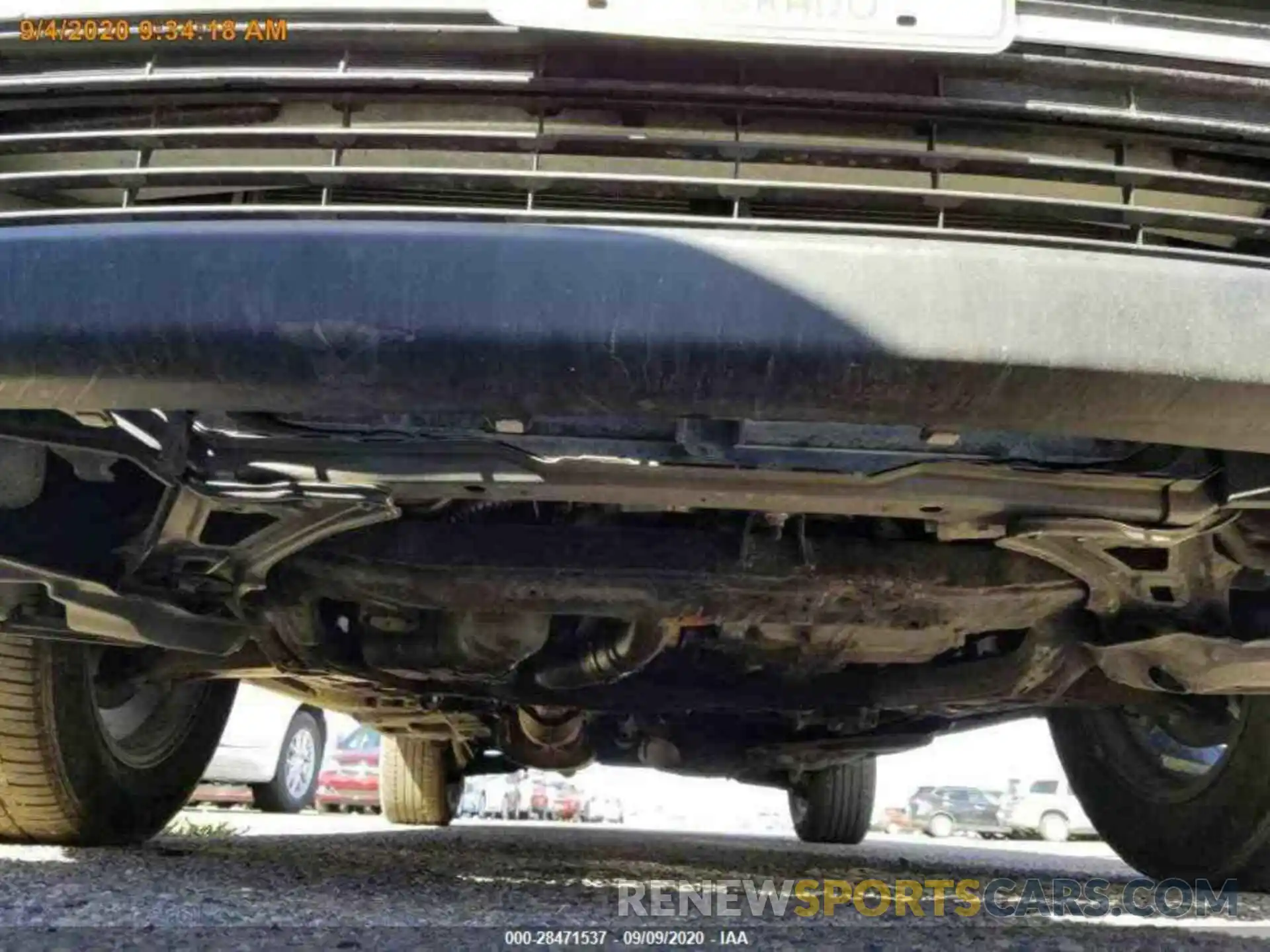 4 Photograph of a damaged car 5TDBZRFH8KS961171 TOYOTA HIGHLANDER 2019