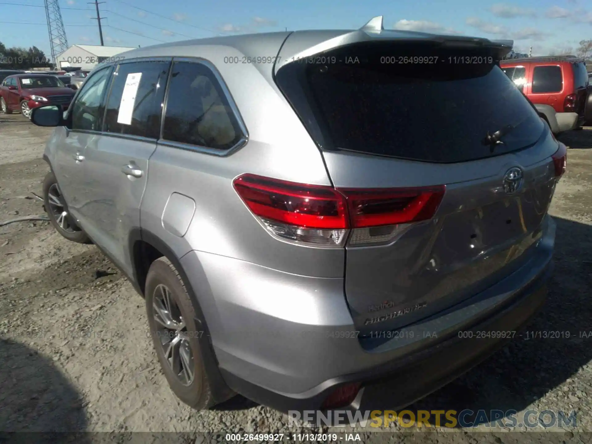 3 Фотография поврежденного автомобиля 5TDBZRFH8KS967388 TOYOTA HIGHLANDER 2019