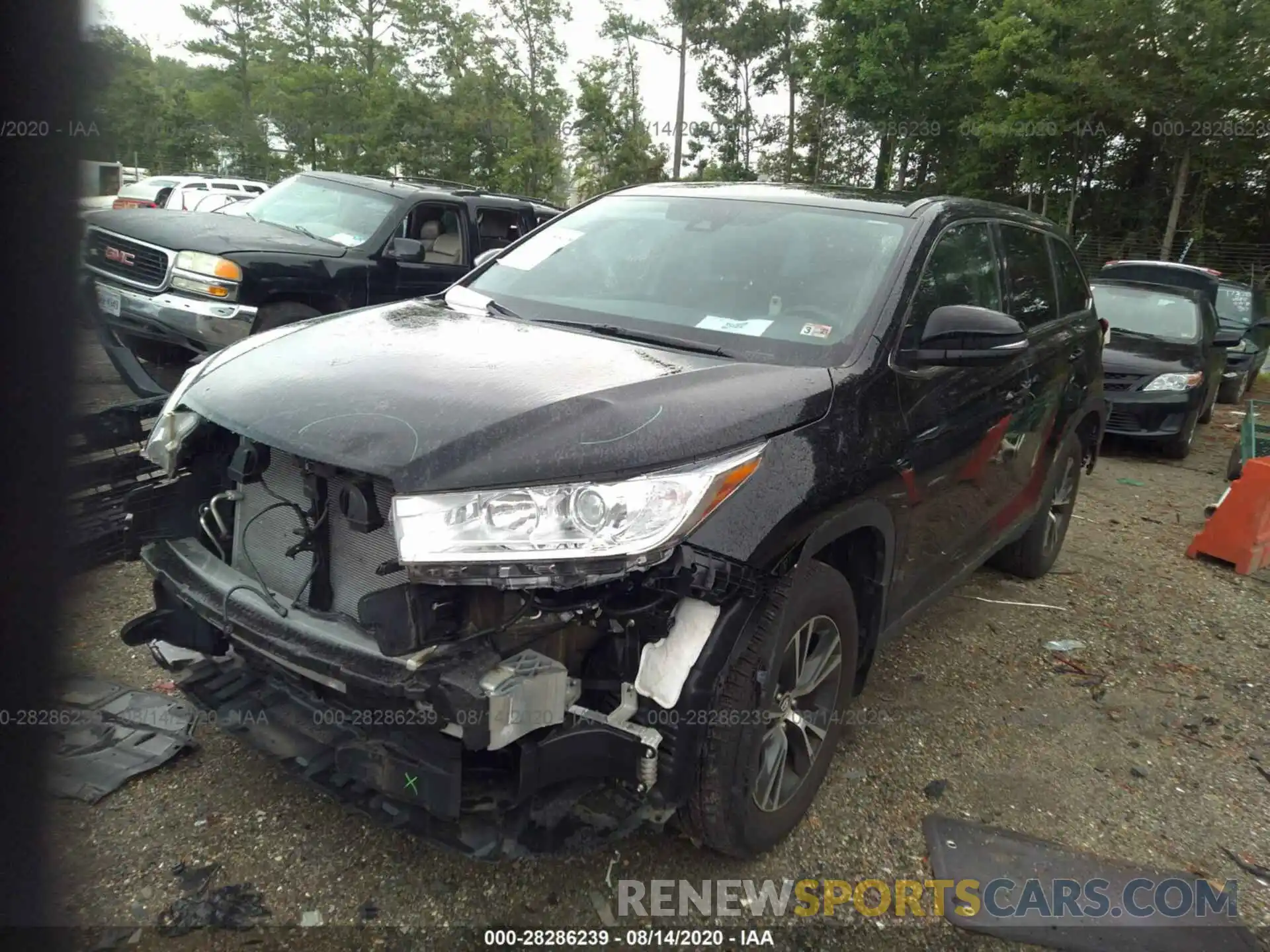 2 Photograph of a damaged car 5TDBZRFH8KS969299 TOYOTA HIGHLANDER 2019