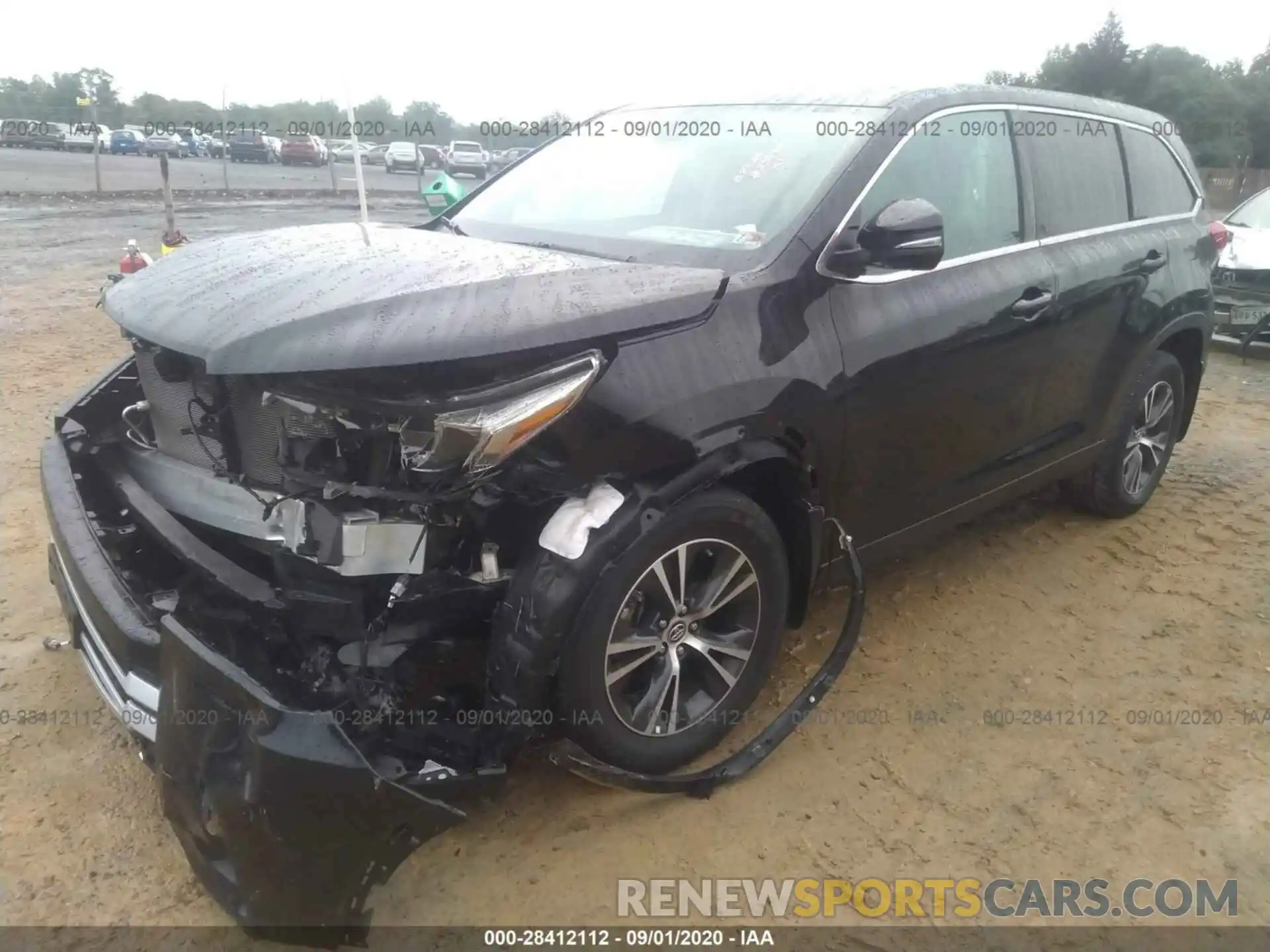 2 Photograph of a damaged car 5TDBZRFH9KS706108 TOYOTA HIGHLANDER 2019