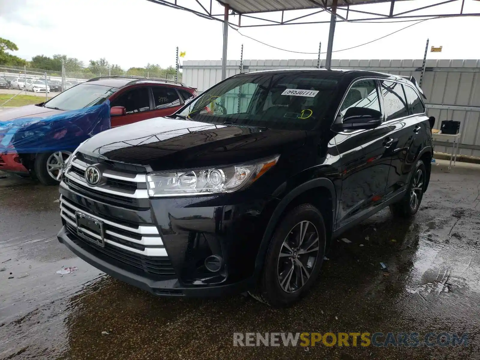 2 Photograph of a damaged car 5TDBZRFH9KS721210 TOYOTA HIGHLANDER 2019