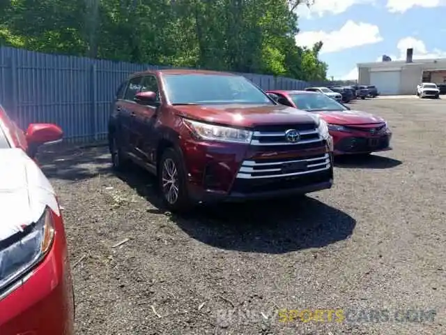 1 Photograph of a damaged car 5TDBZRFH9KS916501 TOYOTA HIGHLANDER 2019