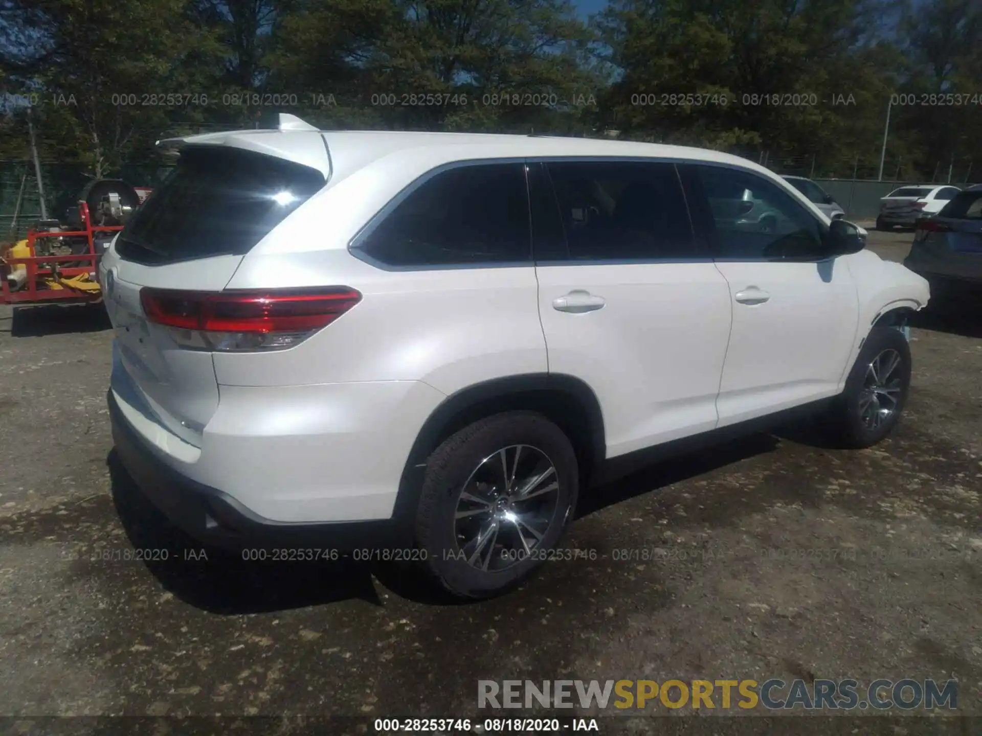 4 Фотография поврежденного автомобиля 5TDBZRFH9KS942886 TOYOTA HIGHLANDER 2019